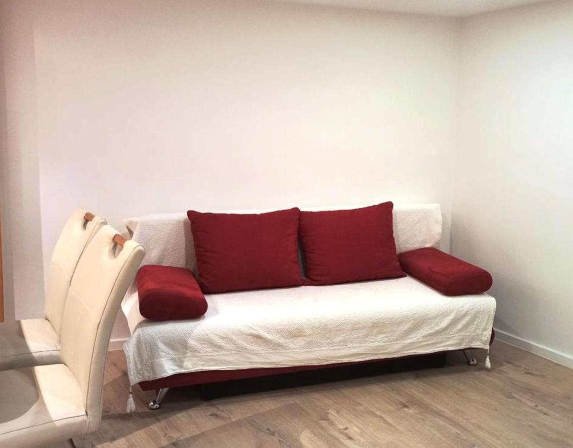 Paradise Beach Apartments Ровинь Экстерьер фото